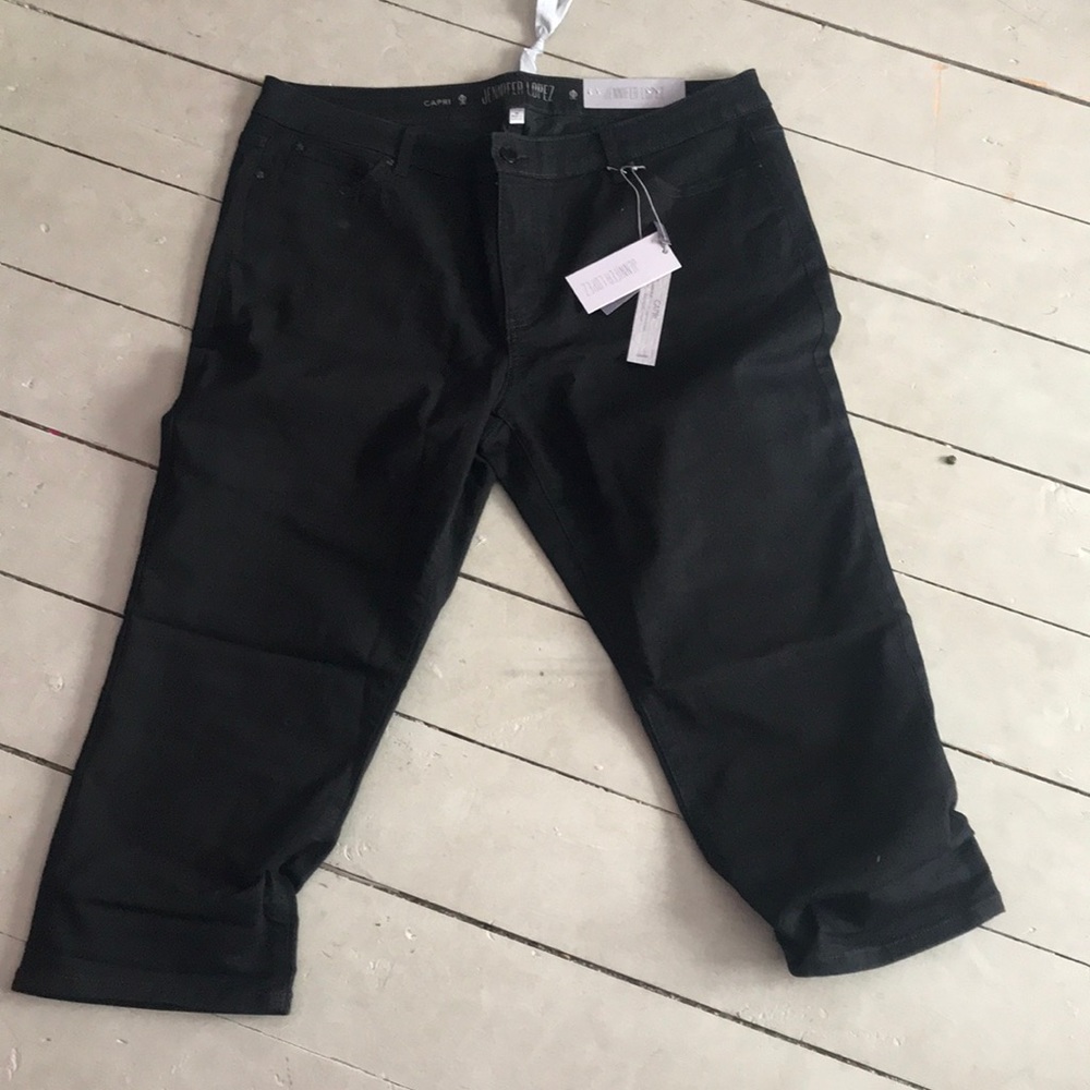 Black Capri Jeans
